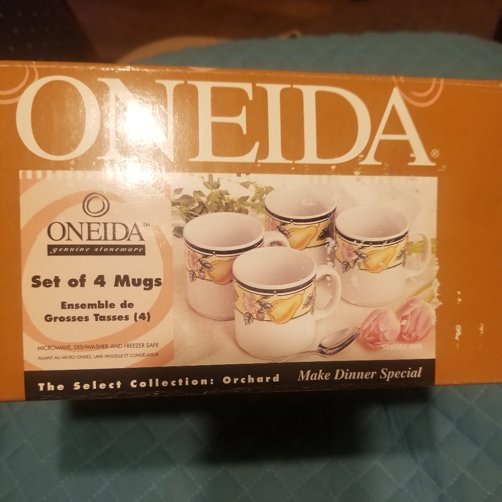Set of 4 mugs